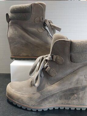 UGG Kriston Wedge Ankle Boots Leather Waterproof Suede Booties Women's 10